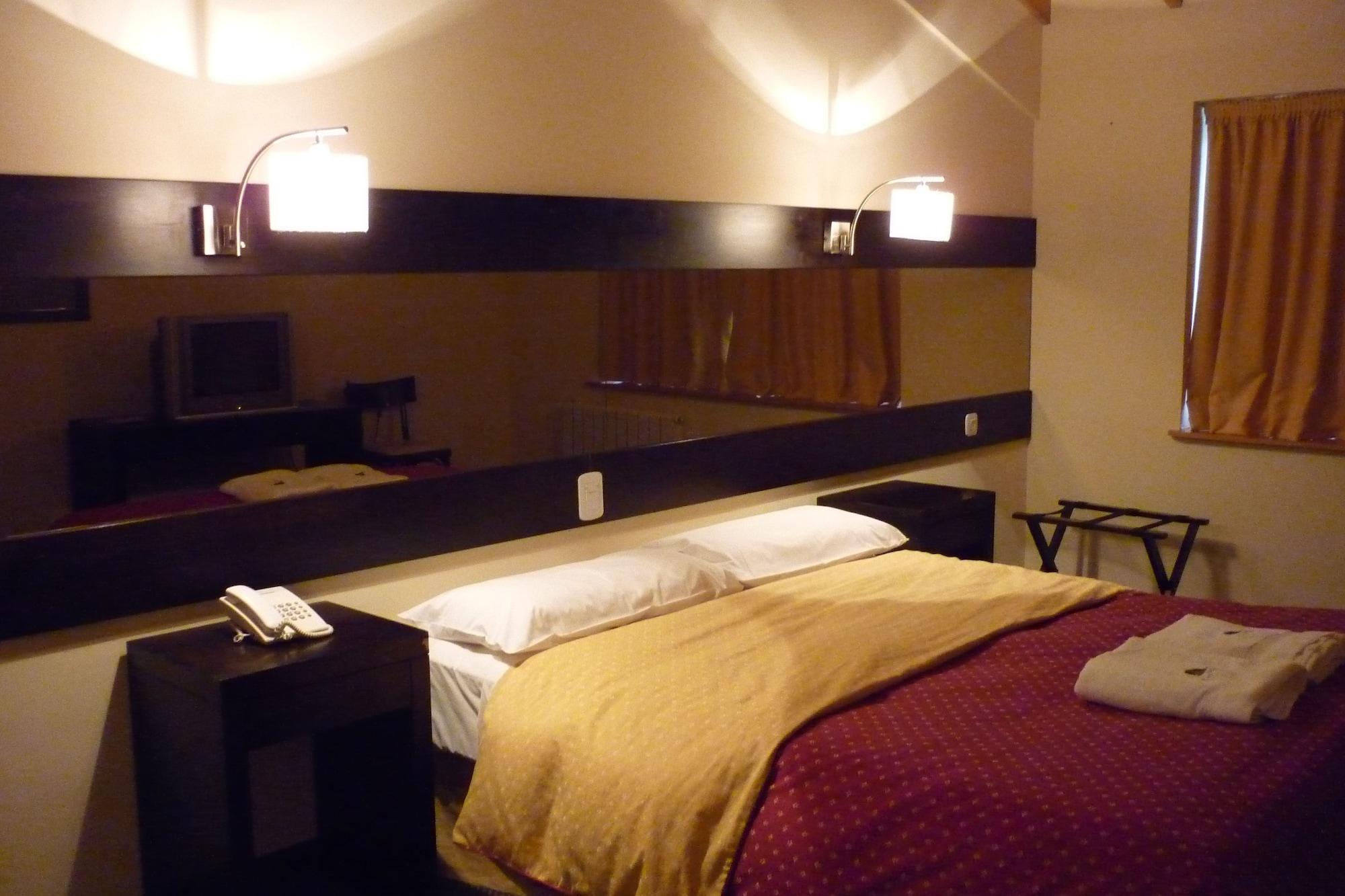 Marcopolo Suites Calafate Эль-Калафате Экстерьер фото